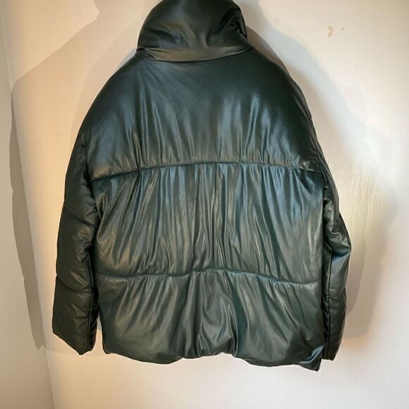 NVLT Green Vegan Leather Puffer, S/P. Beautiful! - Picture 9 of 13